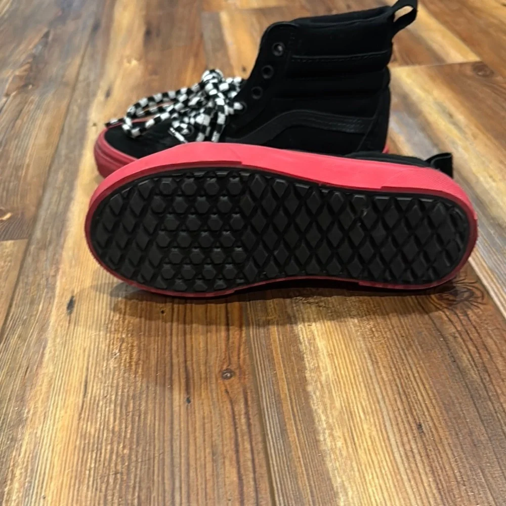 Vans Black and Red Sneakers Casual Low-Top Shoes